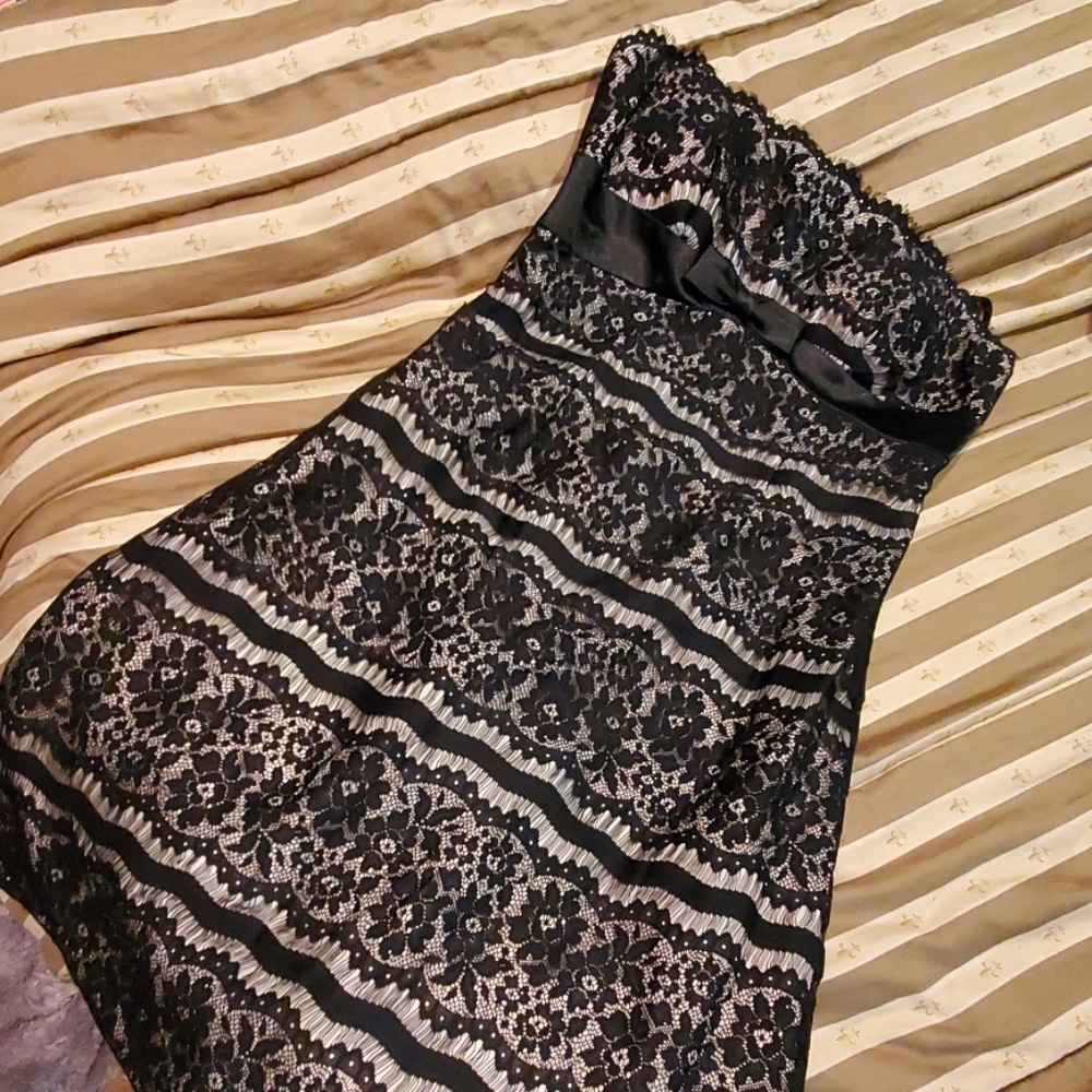 Strapless dress